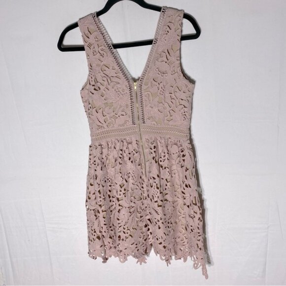 SOLD-New Look Premium Nude Blush Lace Overlay Sleeveless Mini Dress 6 - Picture 13 of 14